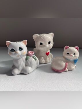 Vintage Kitty Cat Salt & Pepper Shakers Mismatched Set Of 3